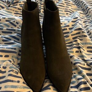 Marc Fisher Black Heeled Boots with Sleek Design